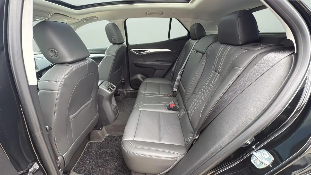 Buick Envision photo Buick Envision