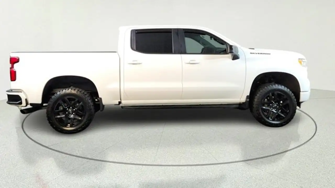 Chevrolet Silverado 1500 снимка Chevrolet Silverado 1500