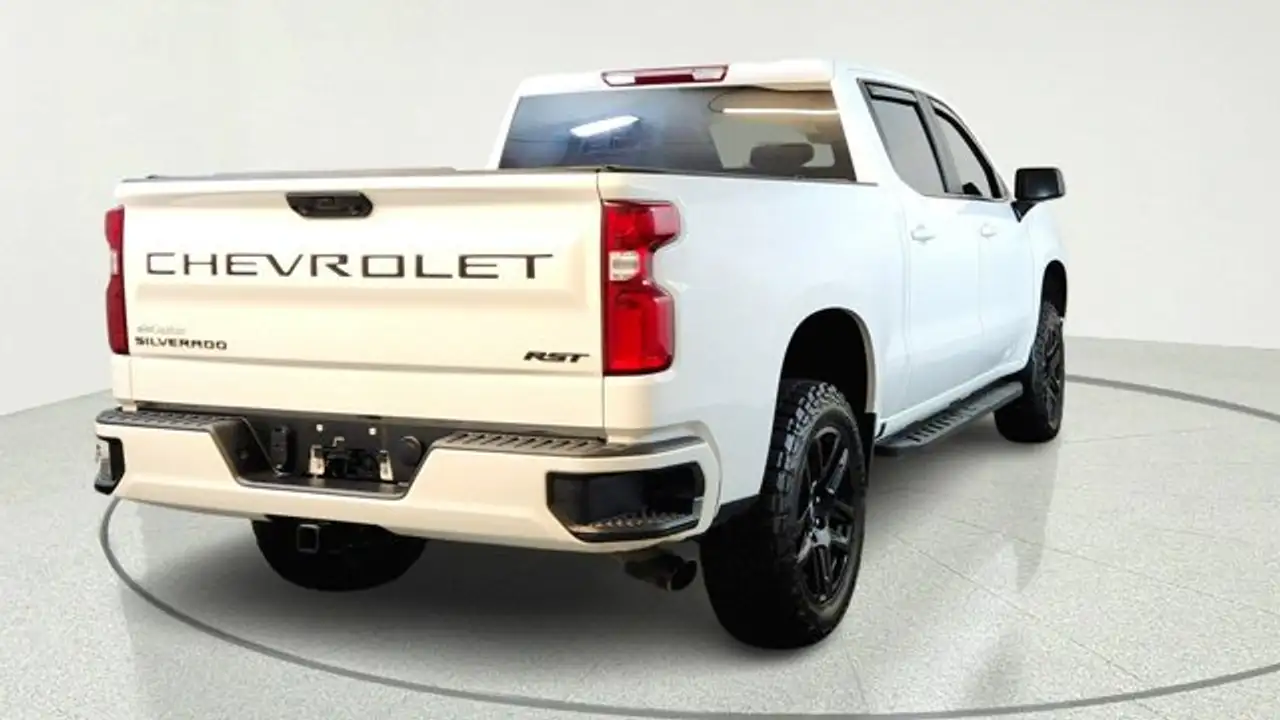 Chevrolet Silverado 1500 снимка Chevrolet Silverado 1500