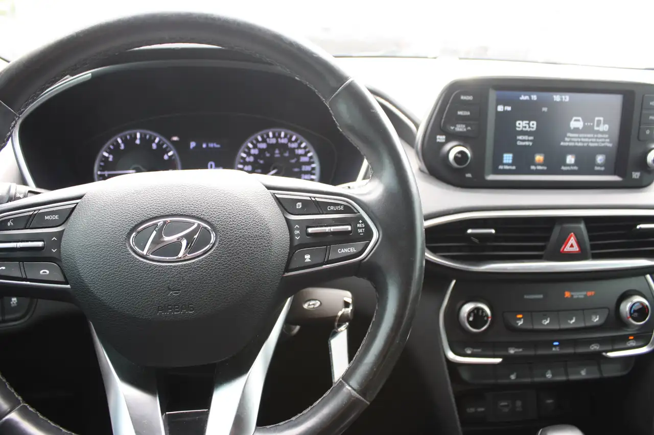 Hyundai SANTA FE photo Hyundai SANTA FE