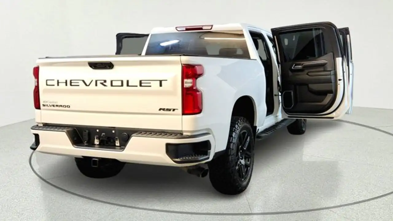Chevrolet Silverado 1500 снимка Chevrolet Silverado 1500