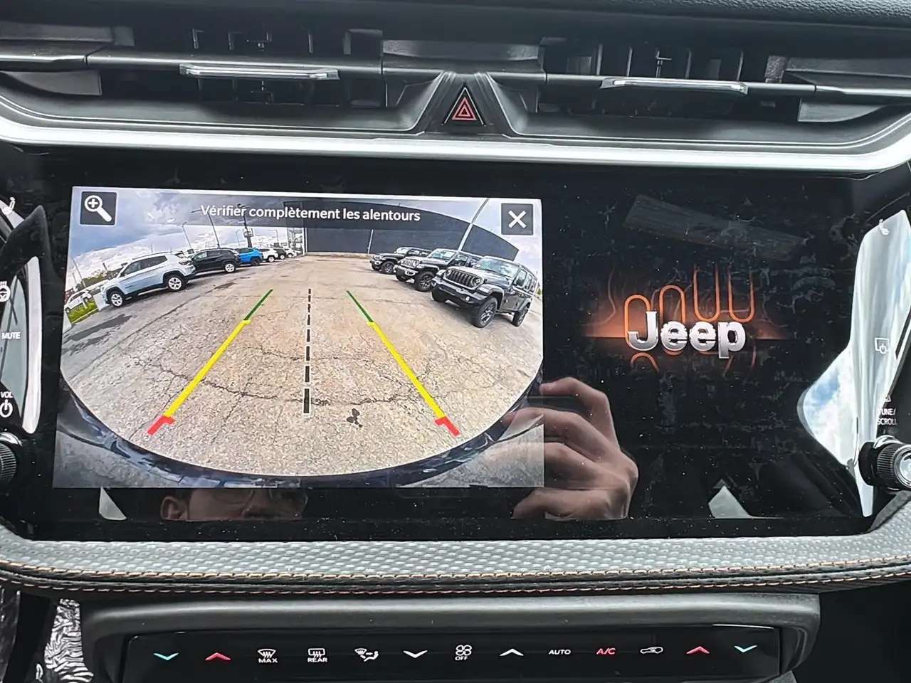Jeep Cherokee снимка Jeep Cherokee