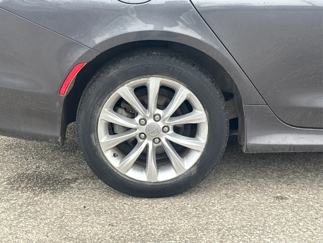 Chrysler 200 снимка Chrysler 200
