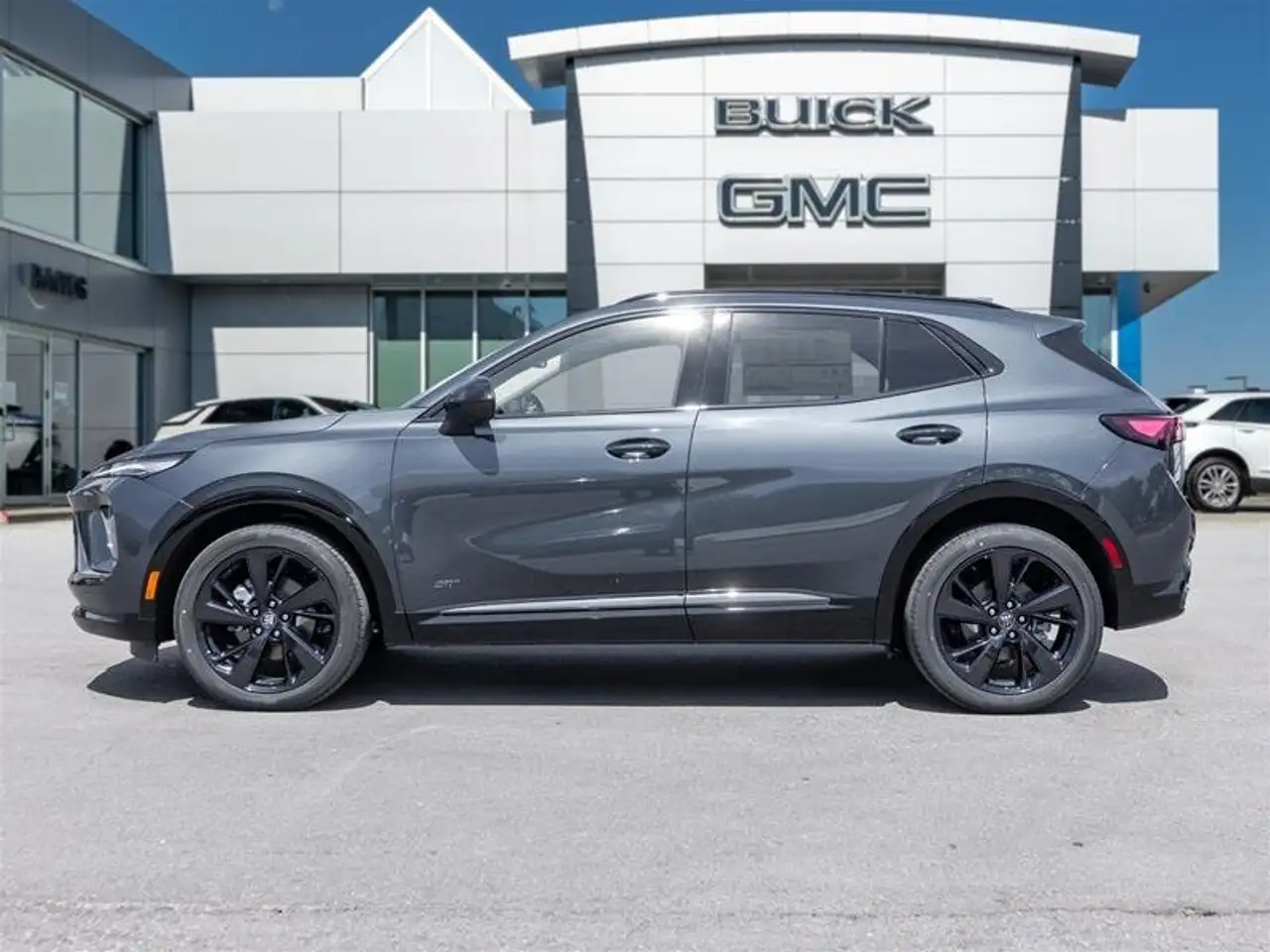 Buick Envision photo Buick Envision
