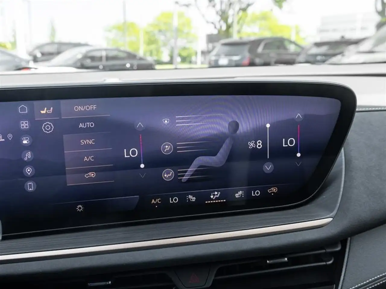 Buick Envision photo Buick Envision