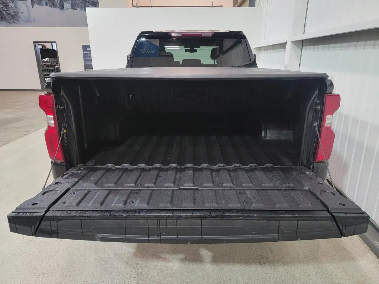 Chevrolet Silverado 1500 снимка Chevrolet Silverado 1500