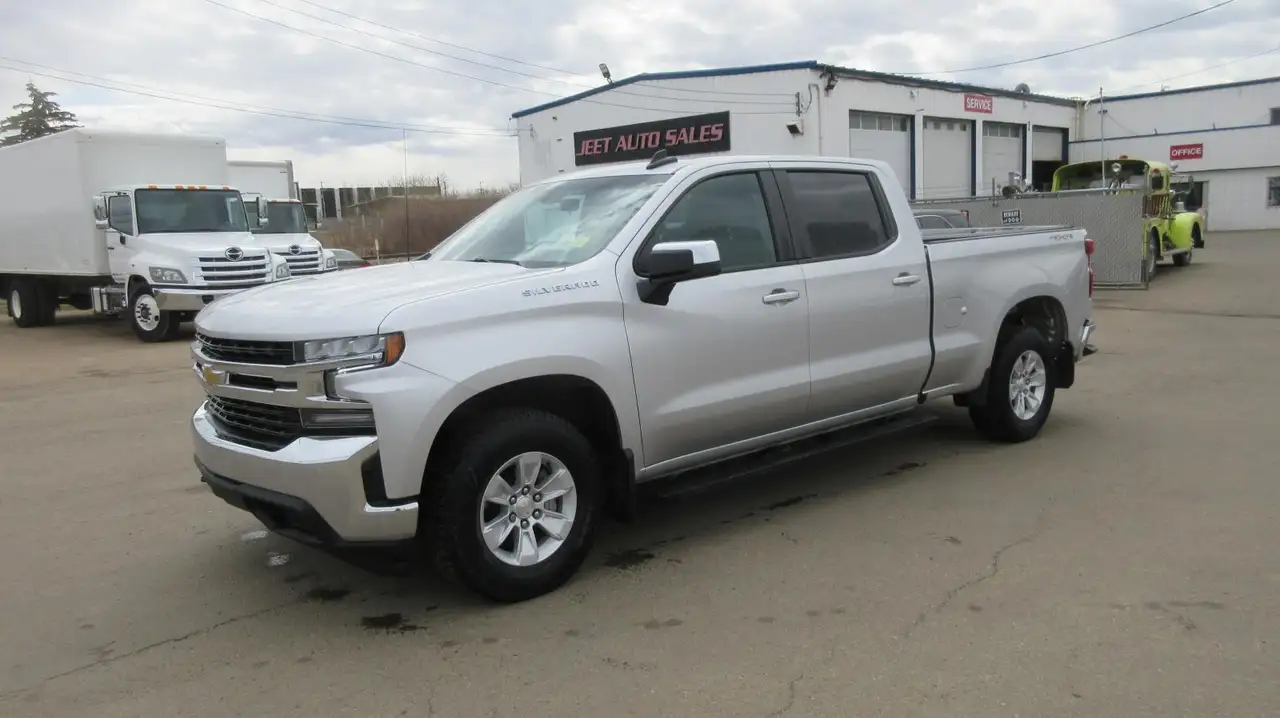 Chevrolet Silverado 1500 снимка Chevrolet Silverado 1500