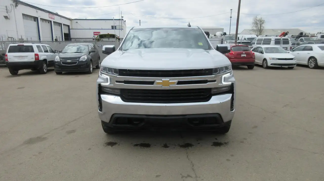 Chevrolet Silverado 1500 снимка Chevrolet Silverado 1500
