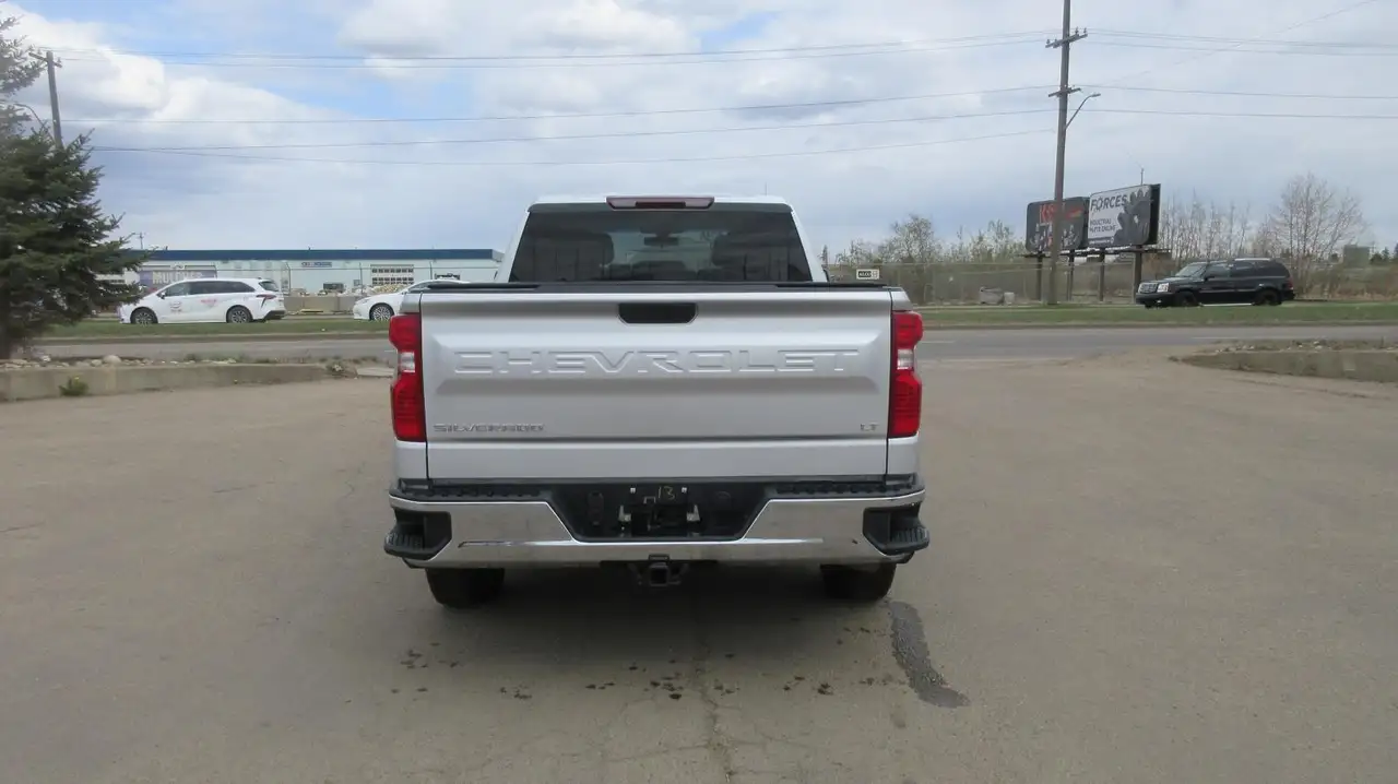 Chevrolet Silverado 1500 снимка Chevrolet Silverado 1500