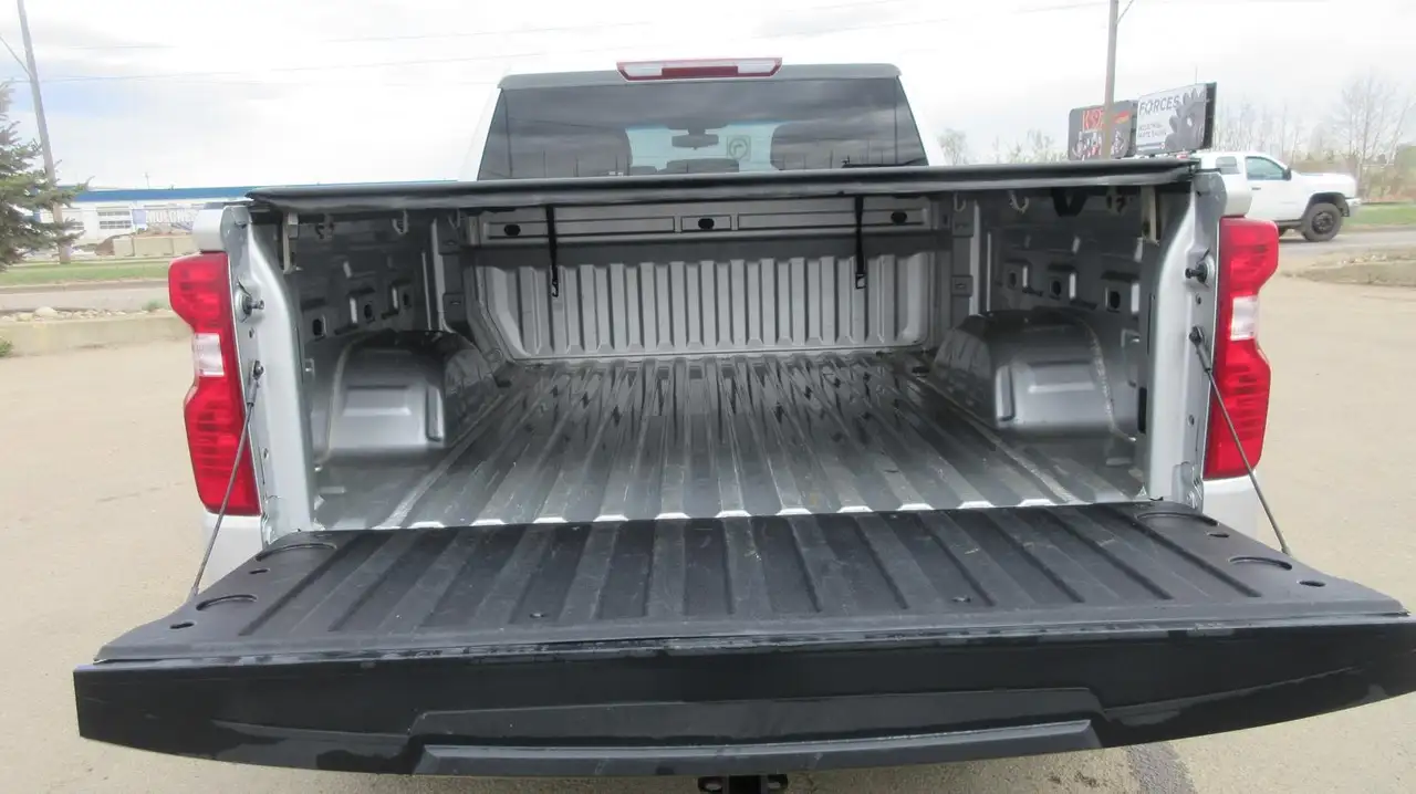 Chevrolet Silverado 1500 снимка Chevrolet Silverado 1500