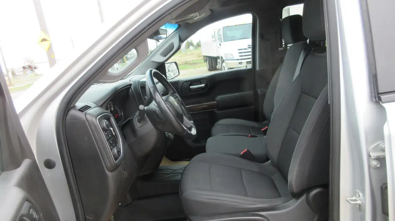 Chevrolet Silverado 1500 снимка Chevrolet Silverado 1500