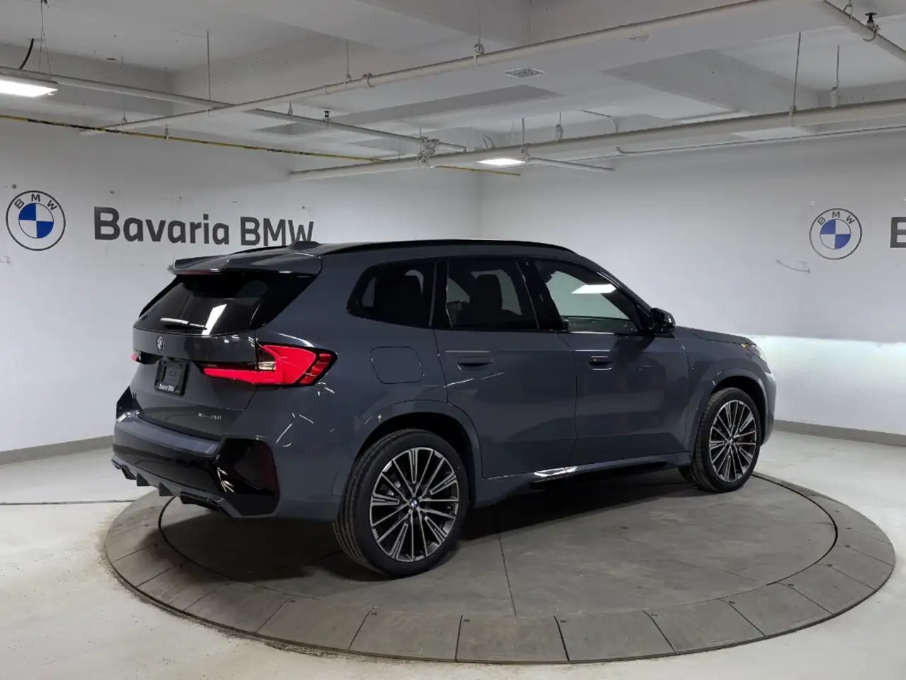 BMW X1 снимка BMW X1