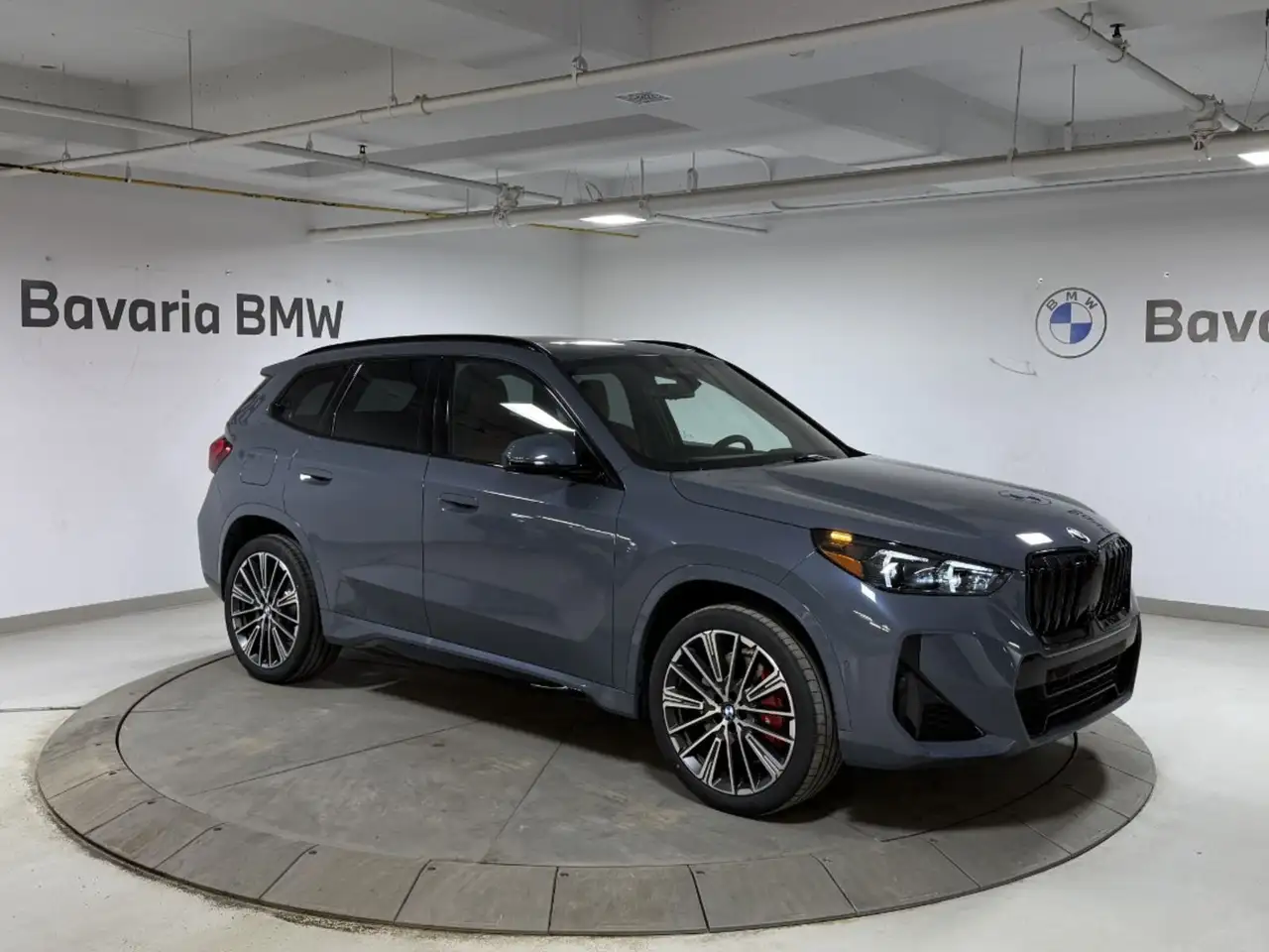 BMW X1 снимка BMW X1