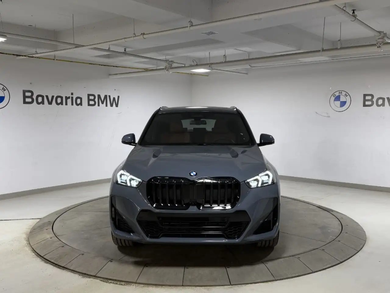 BMW X1 снимка BMW X1