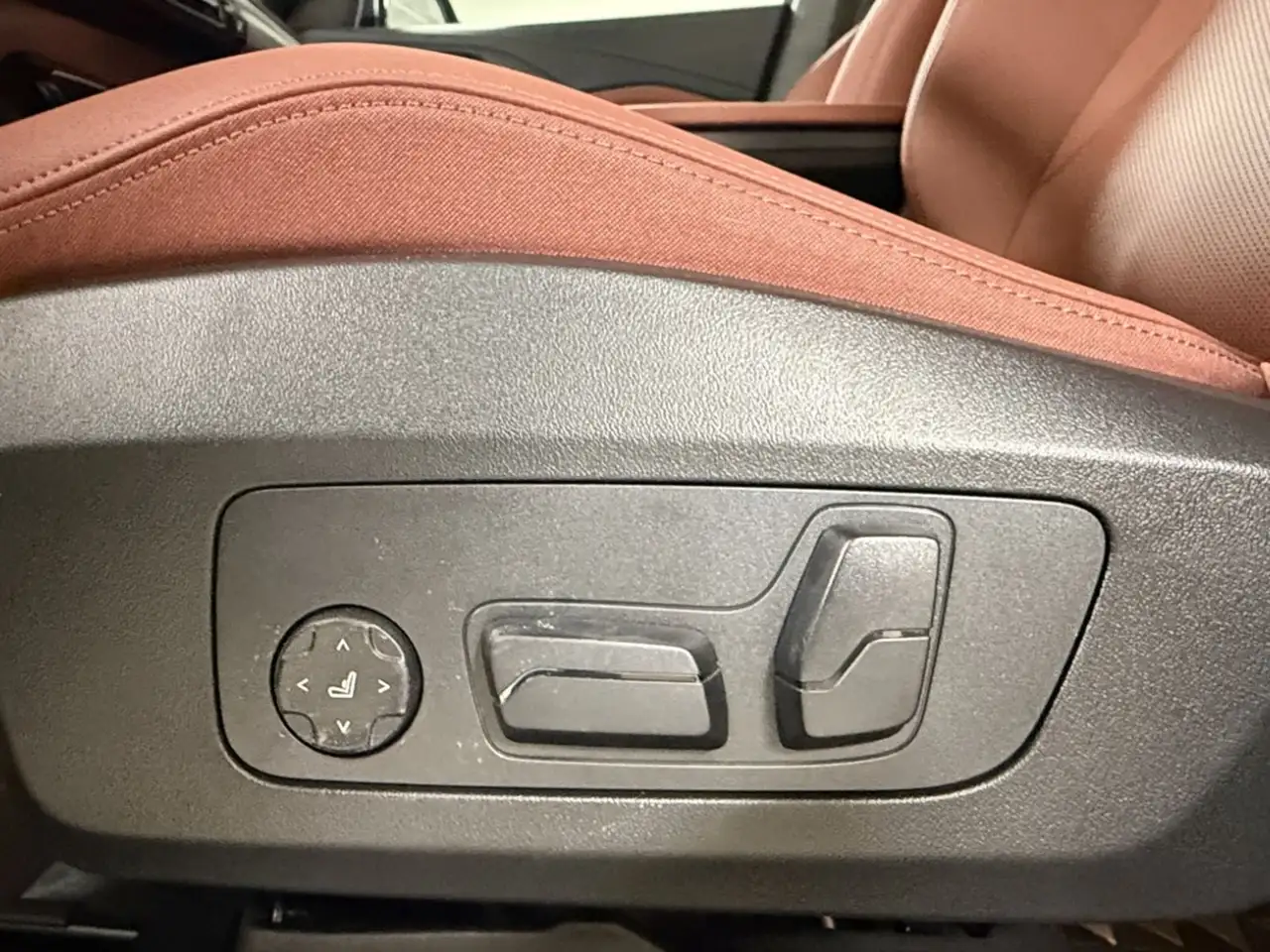 BMW X1 снимка BMW X1