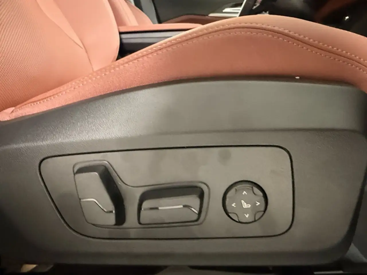 BMW X1 снимка BMW X1