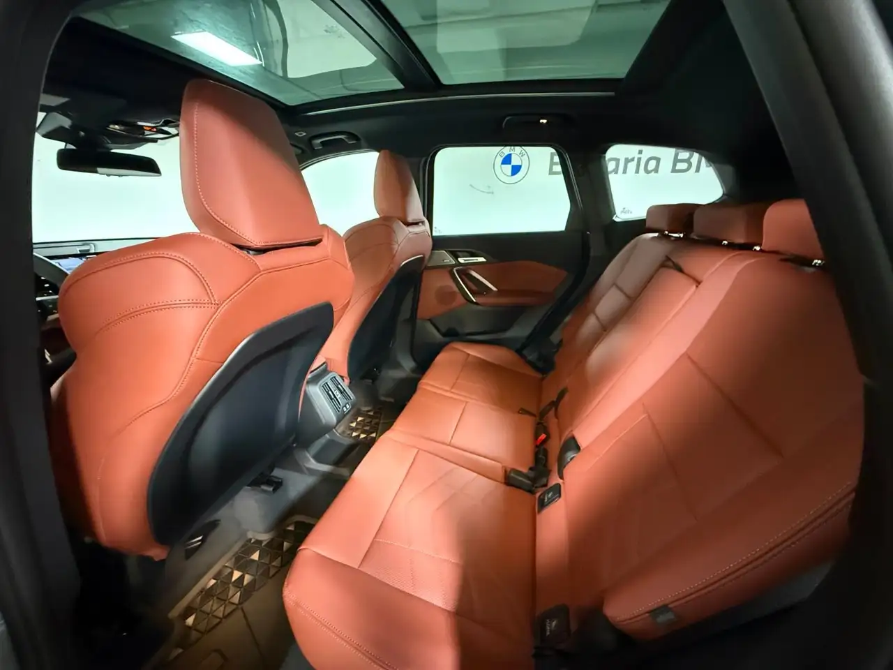 BMW X1 снимка BMW X1