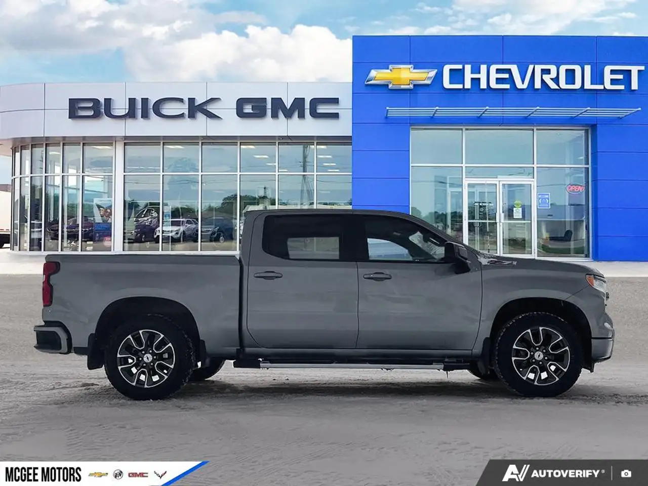 Chevrolet Silverado 1500 снимка Chevrolet Silverado 1500