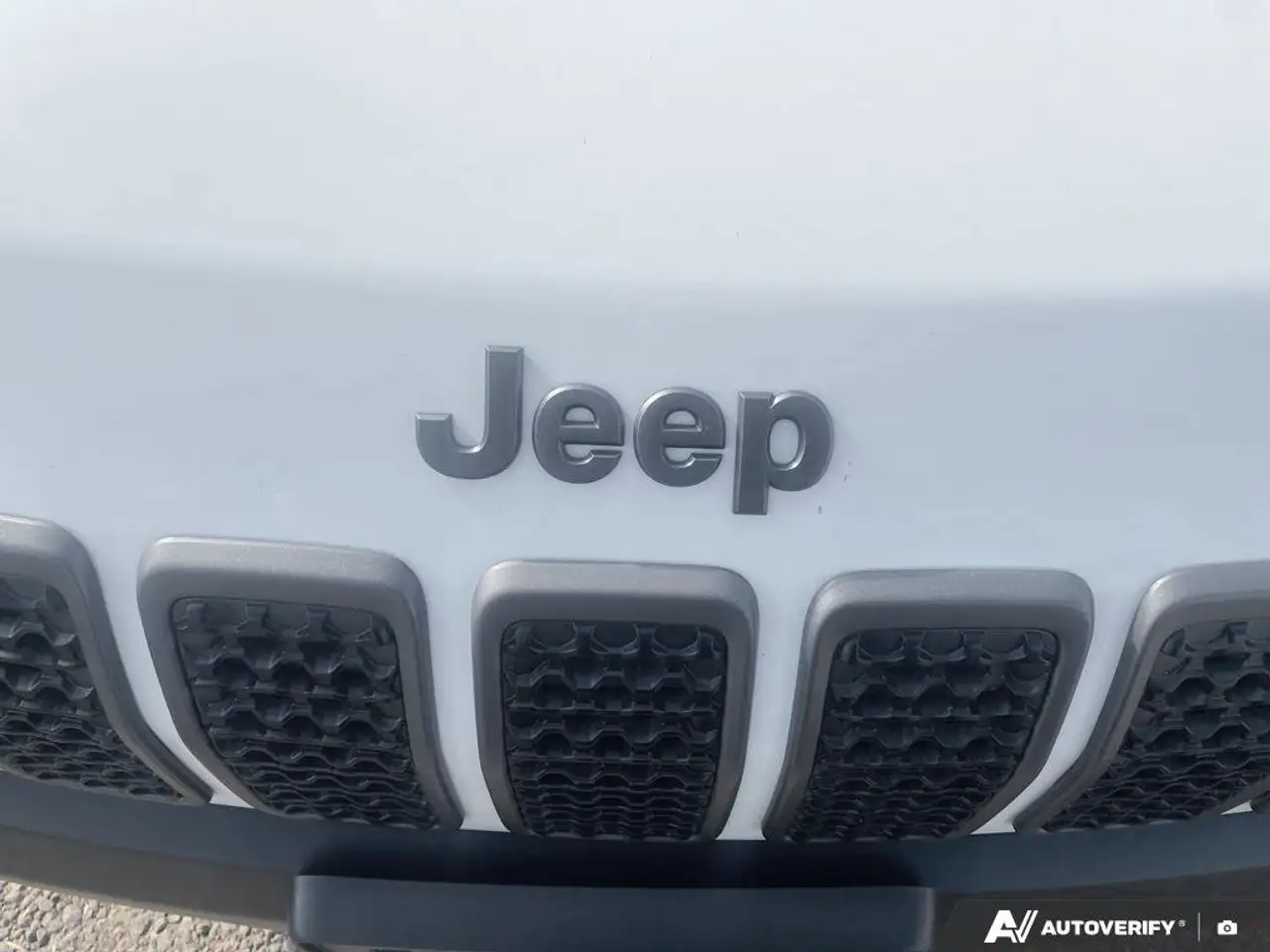 Jeep Cherokee photo Jeep Cherokee