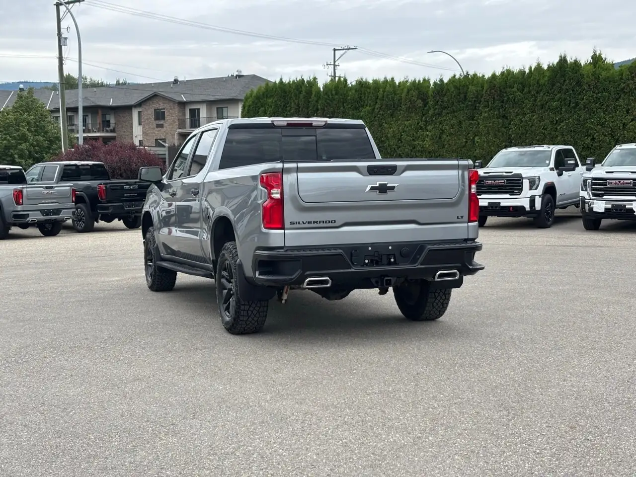 Chevrolet Silverado 1500 photo Chevrolet Silverado 1500