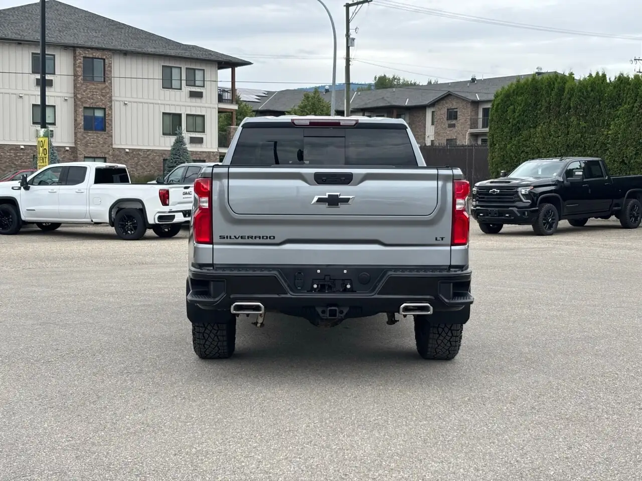 Chevrolet Silverado 1500 photo Chevrolet Silverado 1500