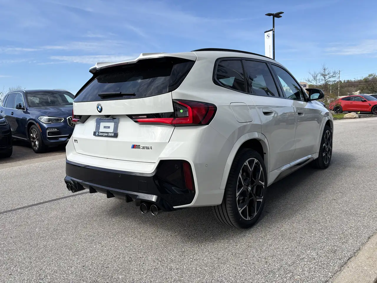 BMW X1 photo BMW X1