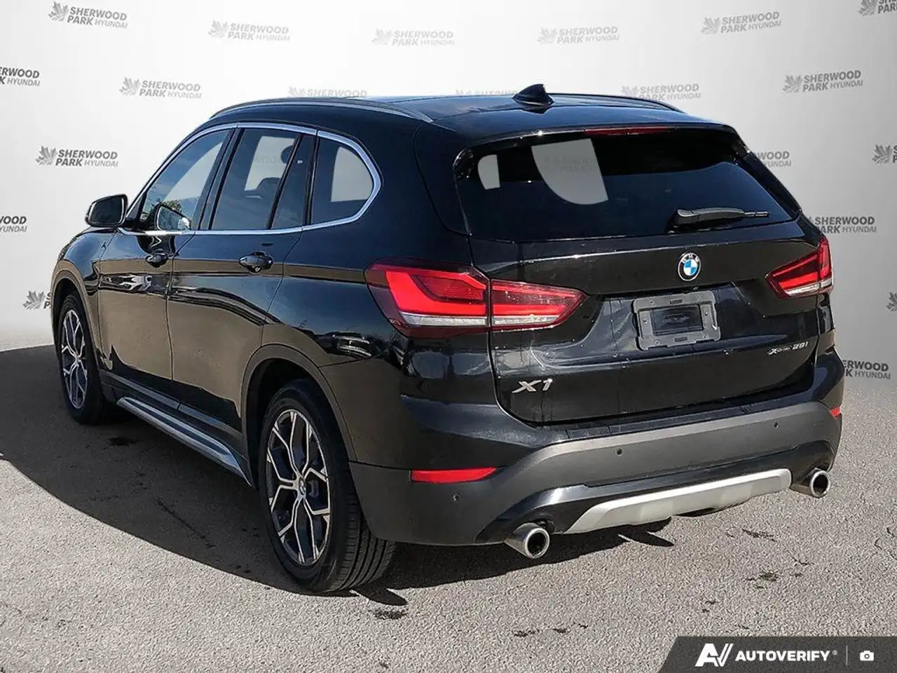 BMW X1 снимка BMW X1