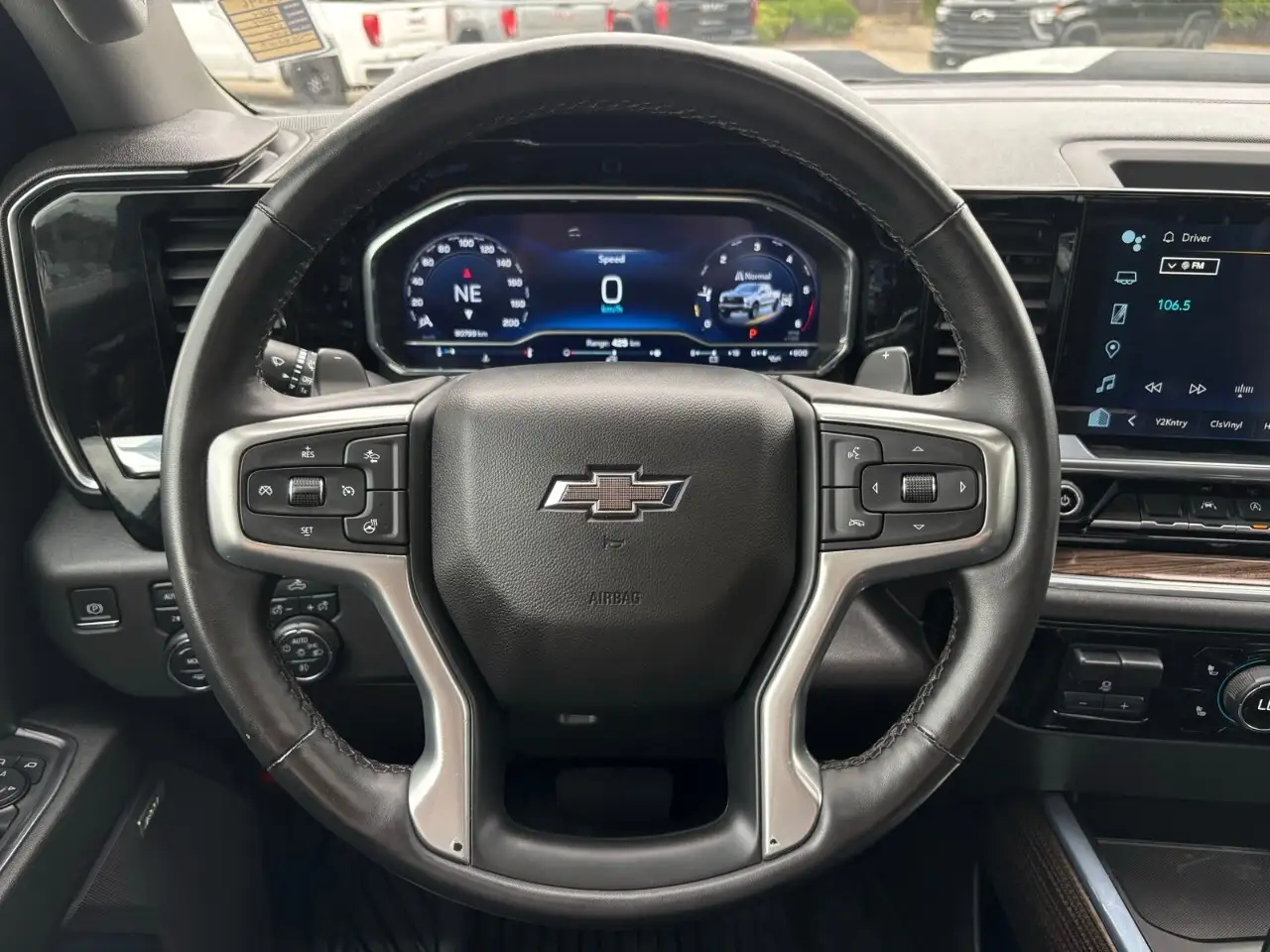 Chevrolet Silverado 1500 photo Chevrolet Silverado 1500