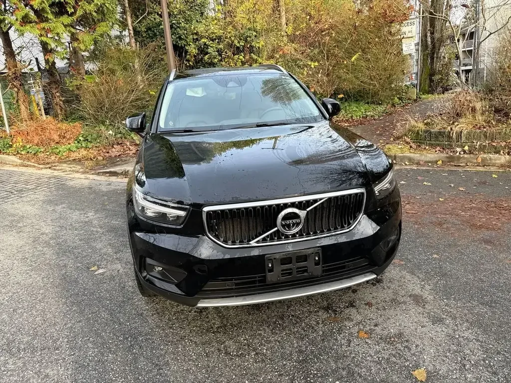 Volvo XC40 снимка Volvo XC40