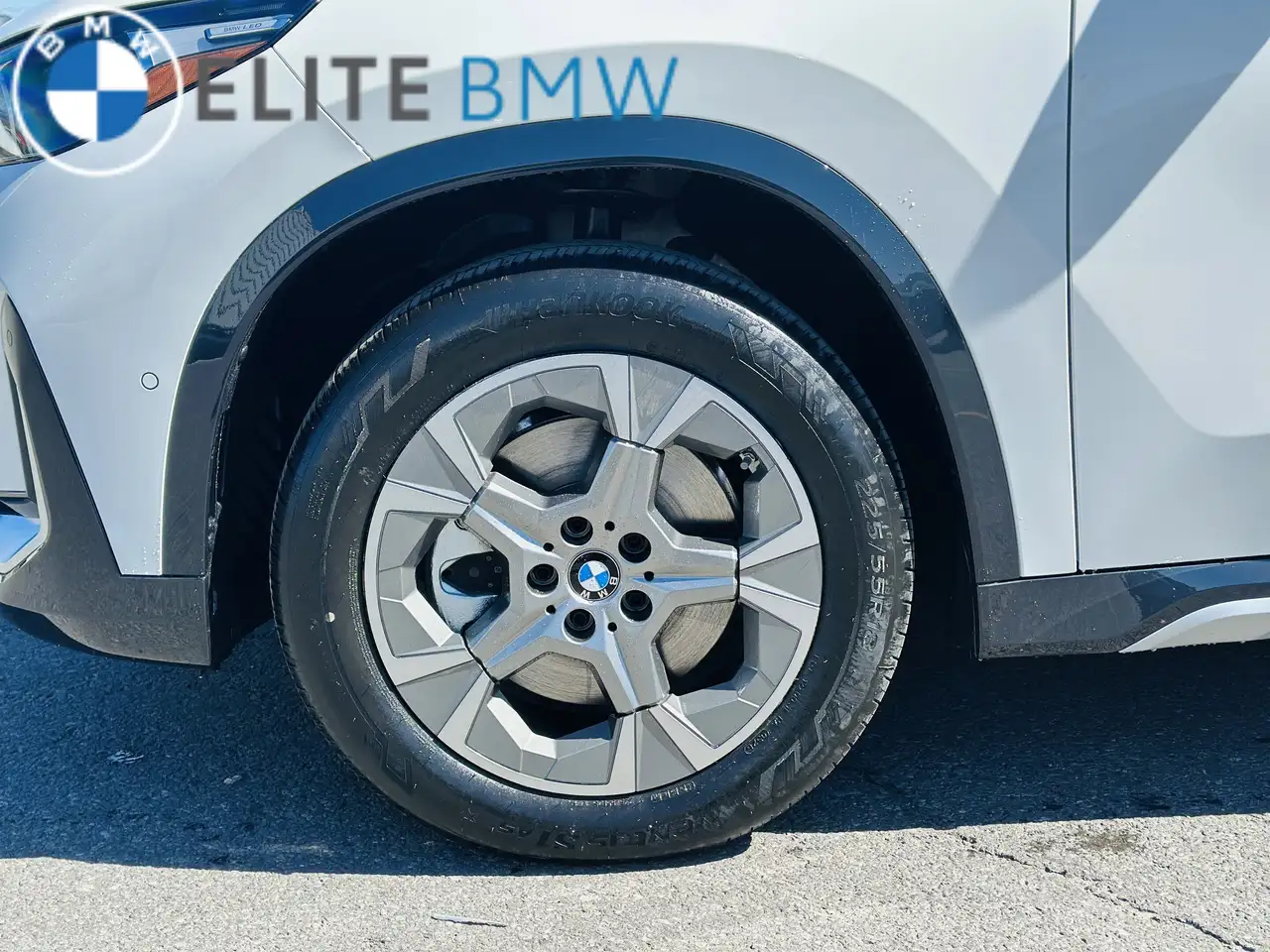 BMW X1 photo BMW X1