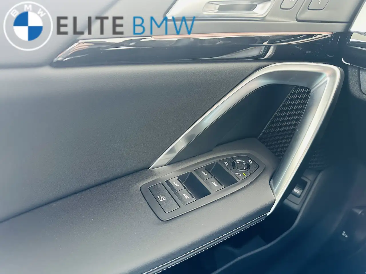 BMW X1 photo BMW X1