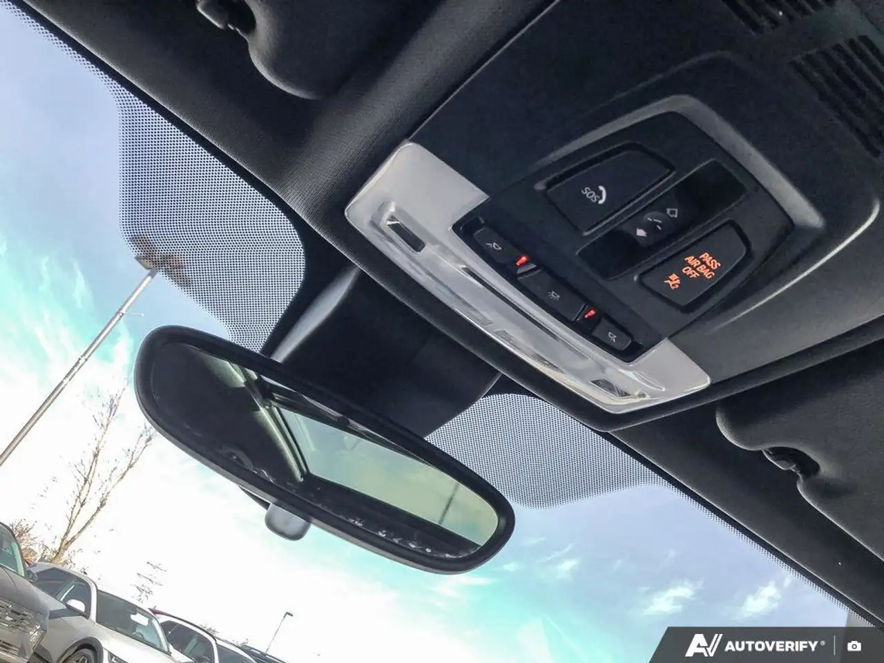 BMW X1 снимка BMW X1