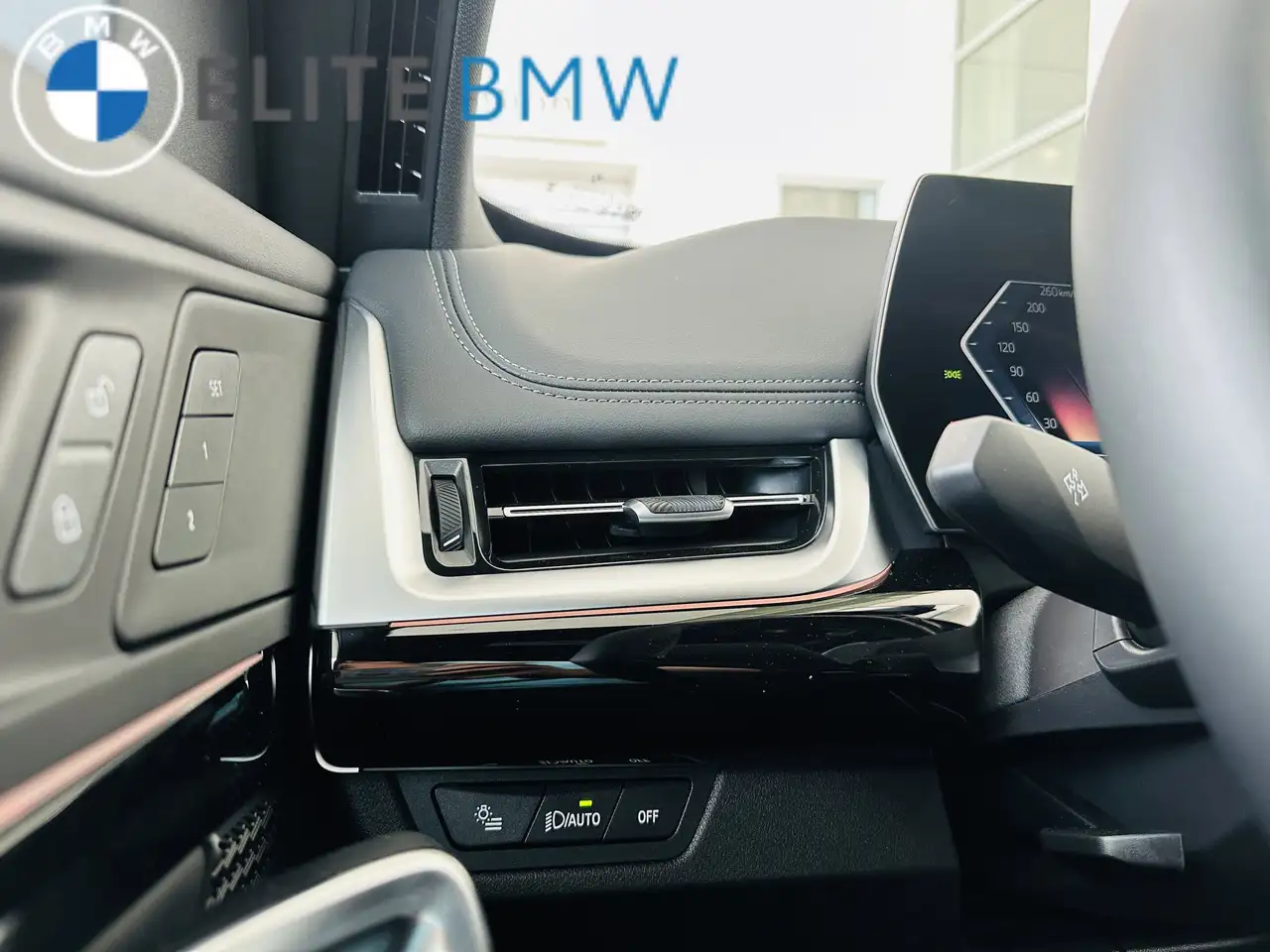 BMW X1 photo BMW X1