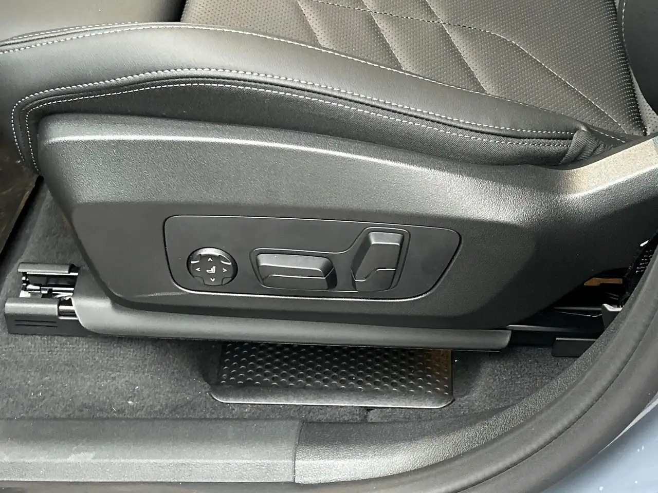 BMW X1 снимка BMW X1