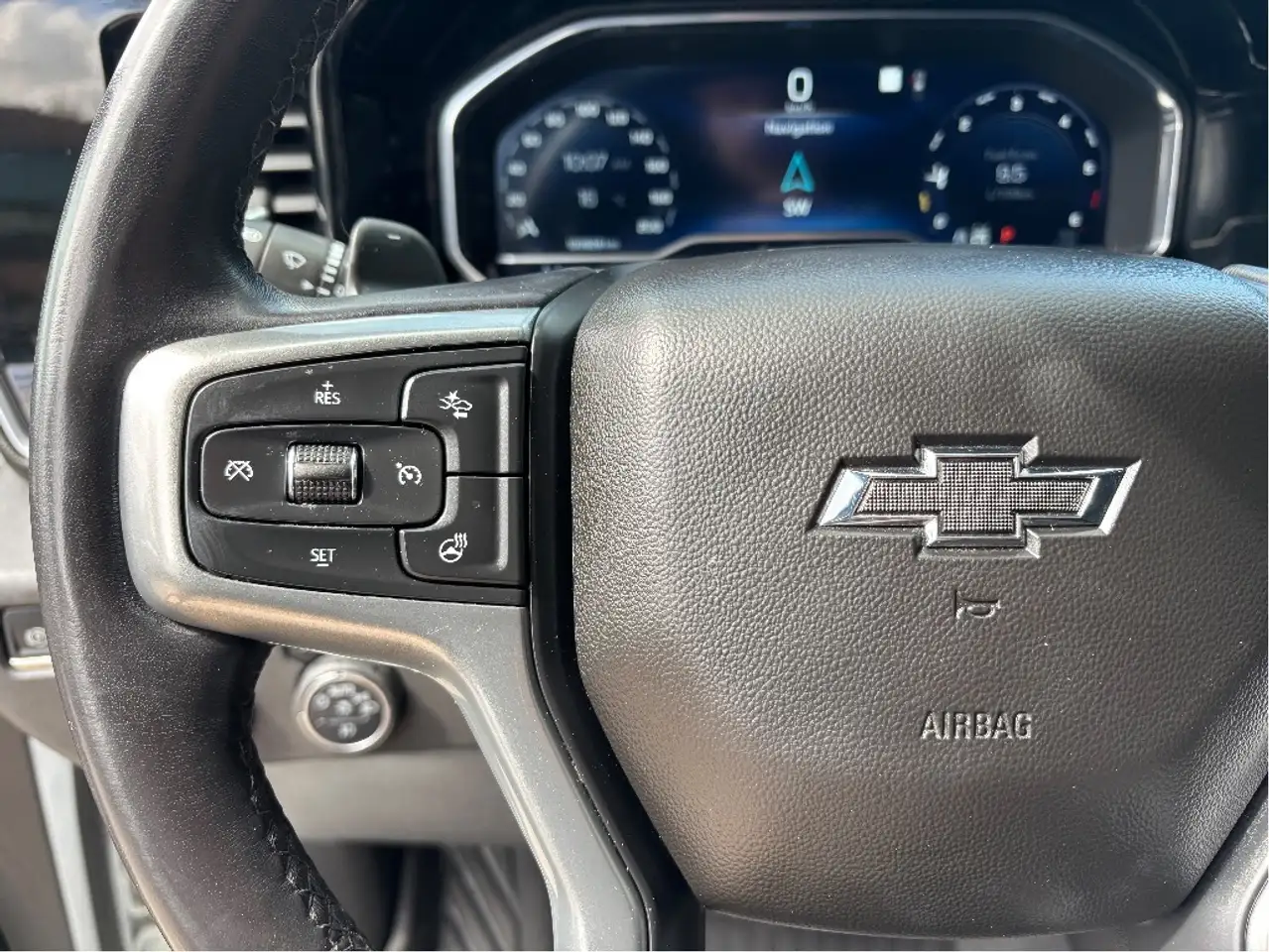 Chevrolet Silverado 1500 снимка Chevrolet Silverado 1500
