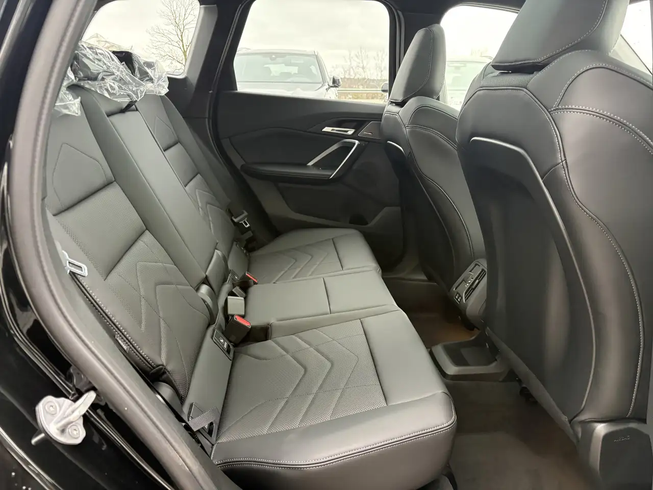 BMW X1 photo BMW X1