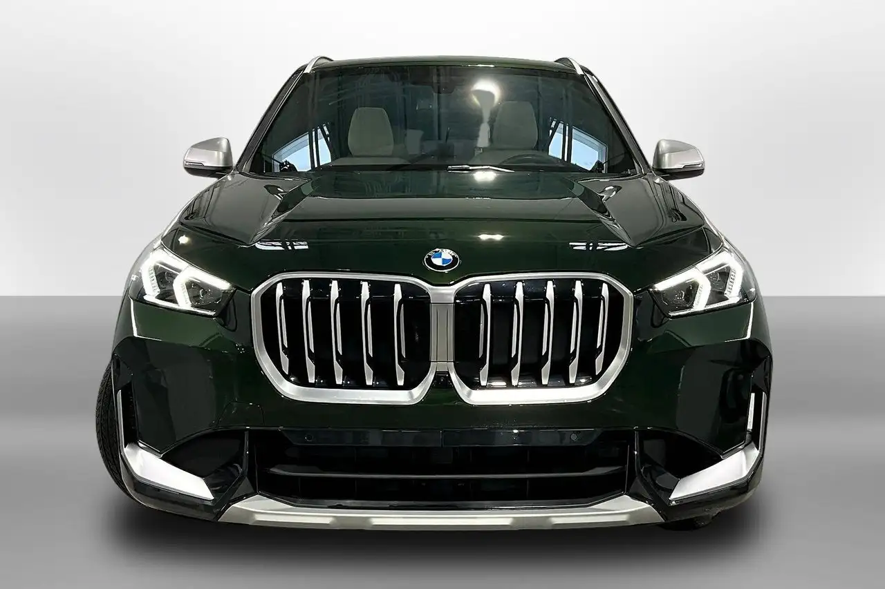 BMW X1 photo BMW X1