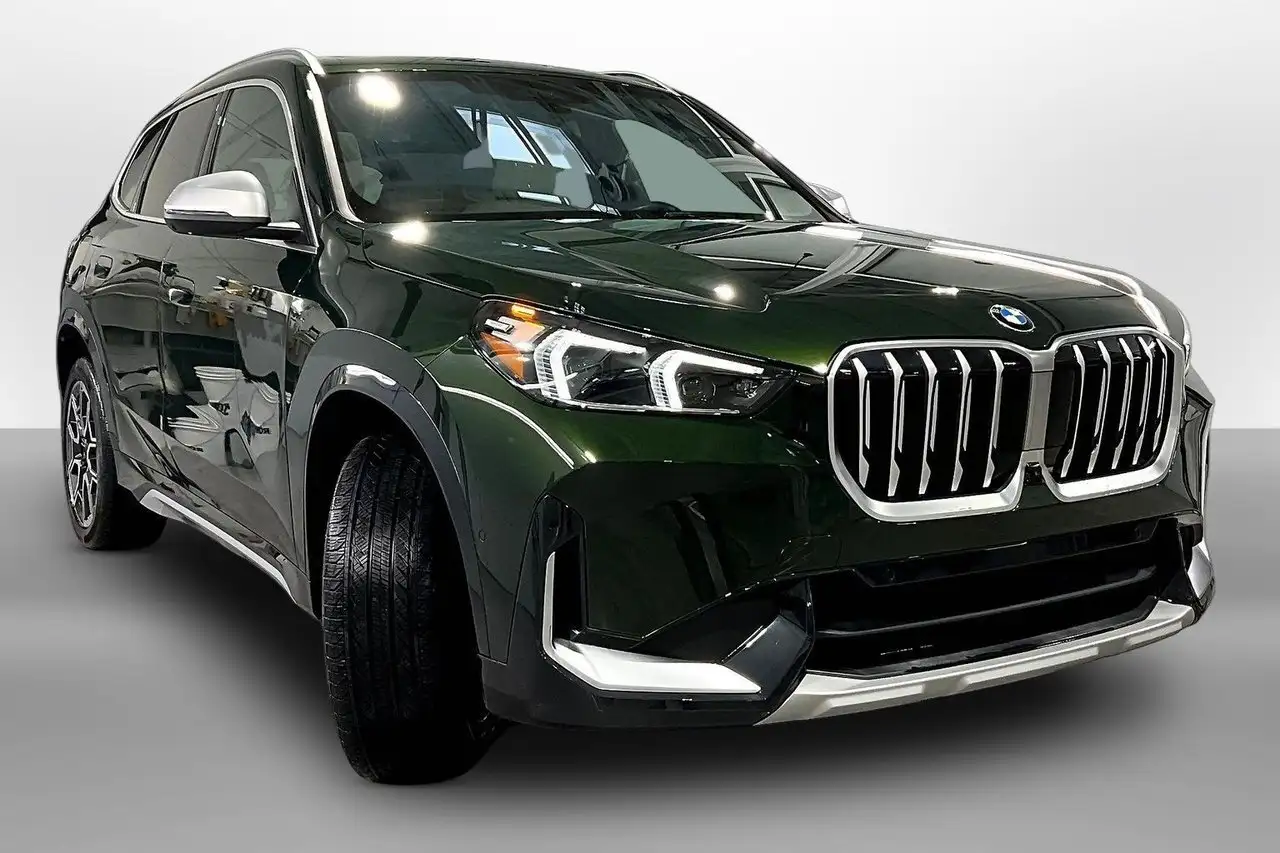 BMW X1 photo BMW X1