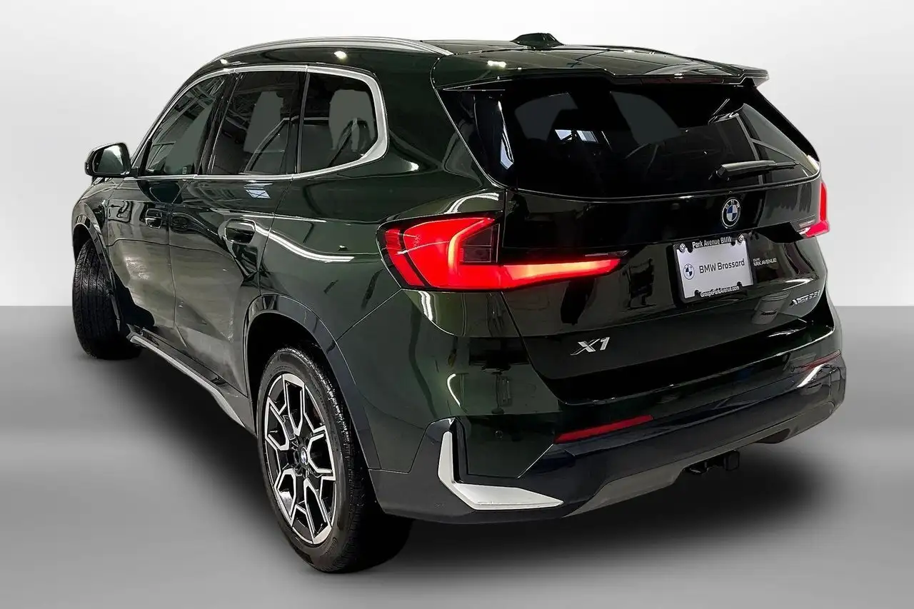BMW X1 photo BMW X1