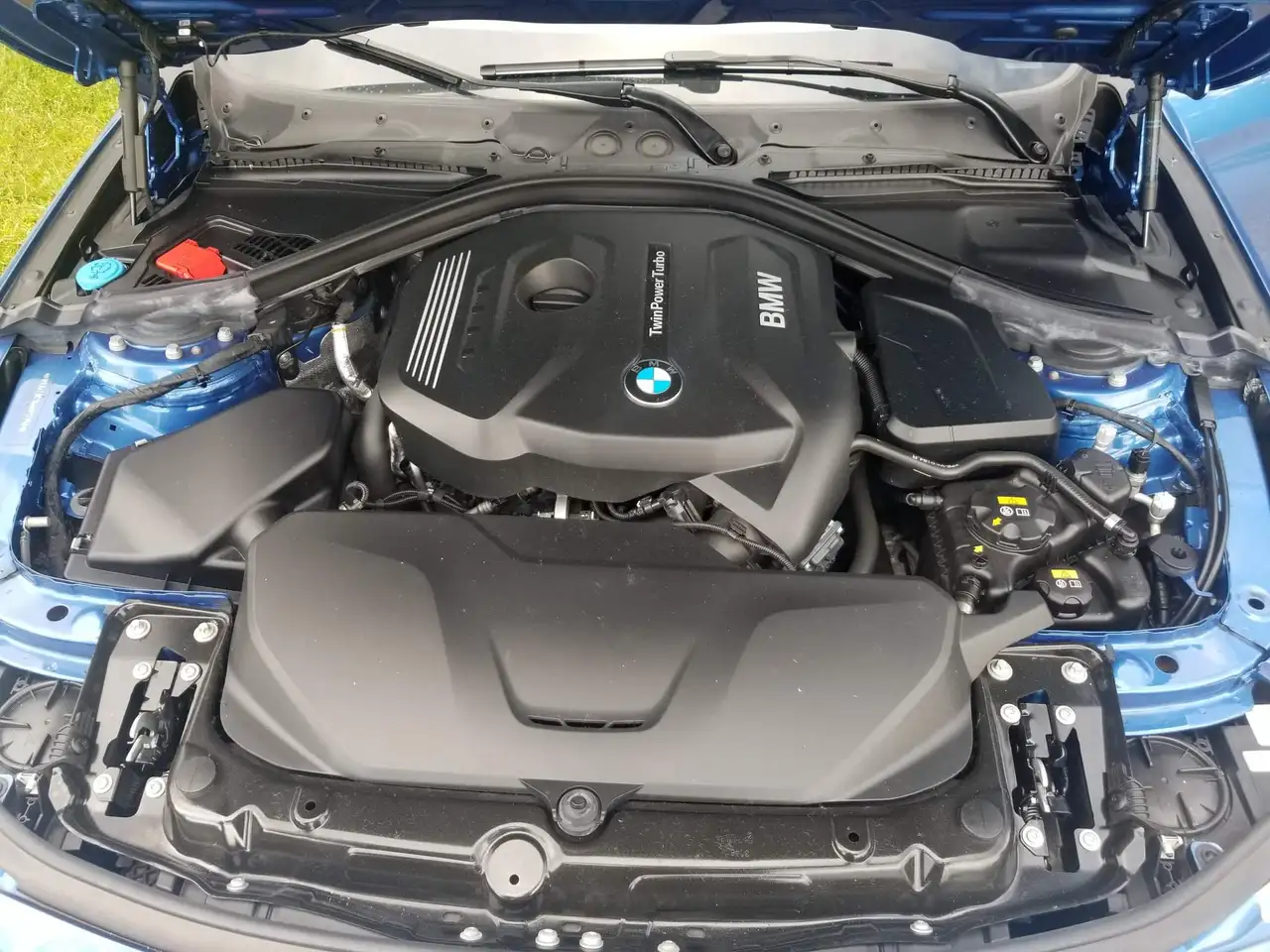 BMW 4 Series снимка BMW 4 Series