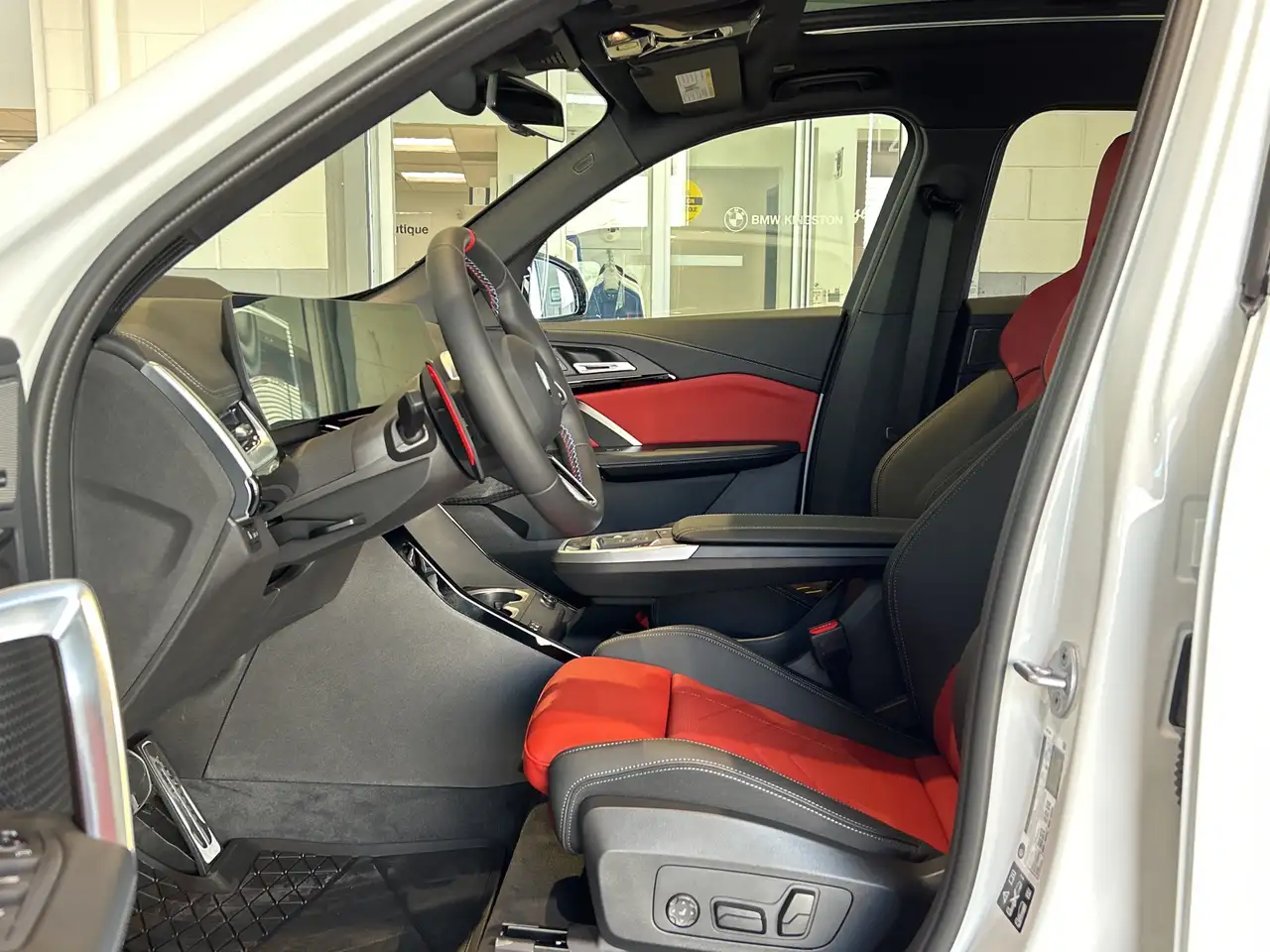 BMW X1 снимка BMW X1