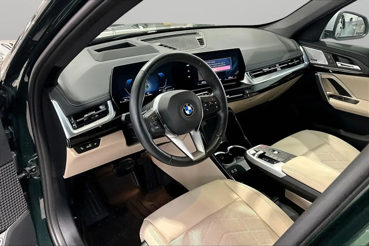 BMW X1 photo BMW X1