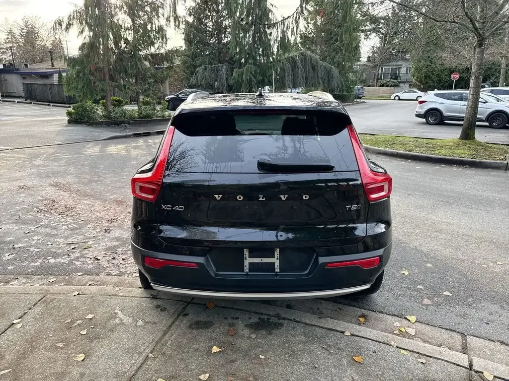 Volvo XC40 снимка Volvo XC40