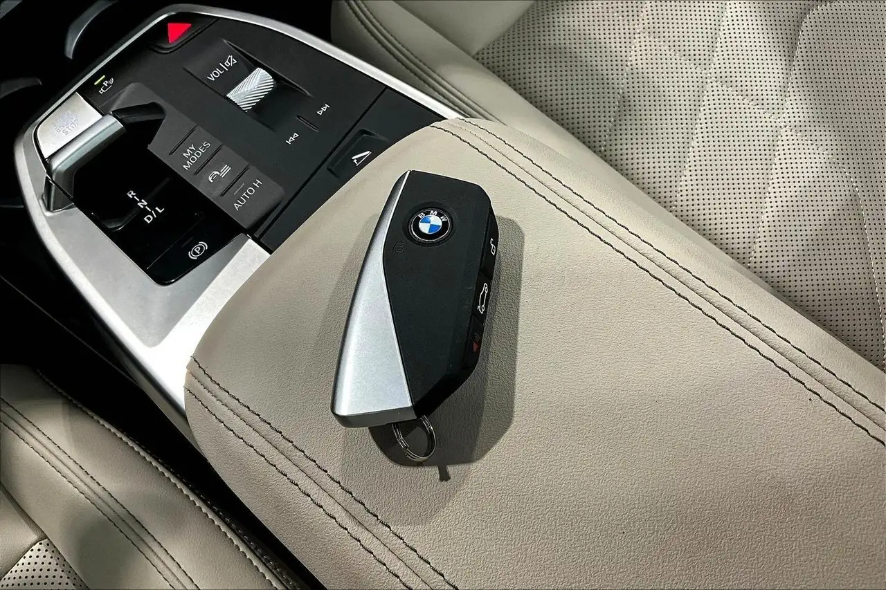 BMW X1 photo BMW X1