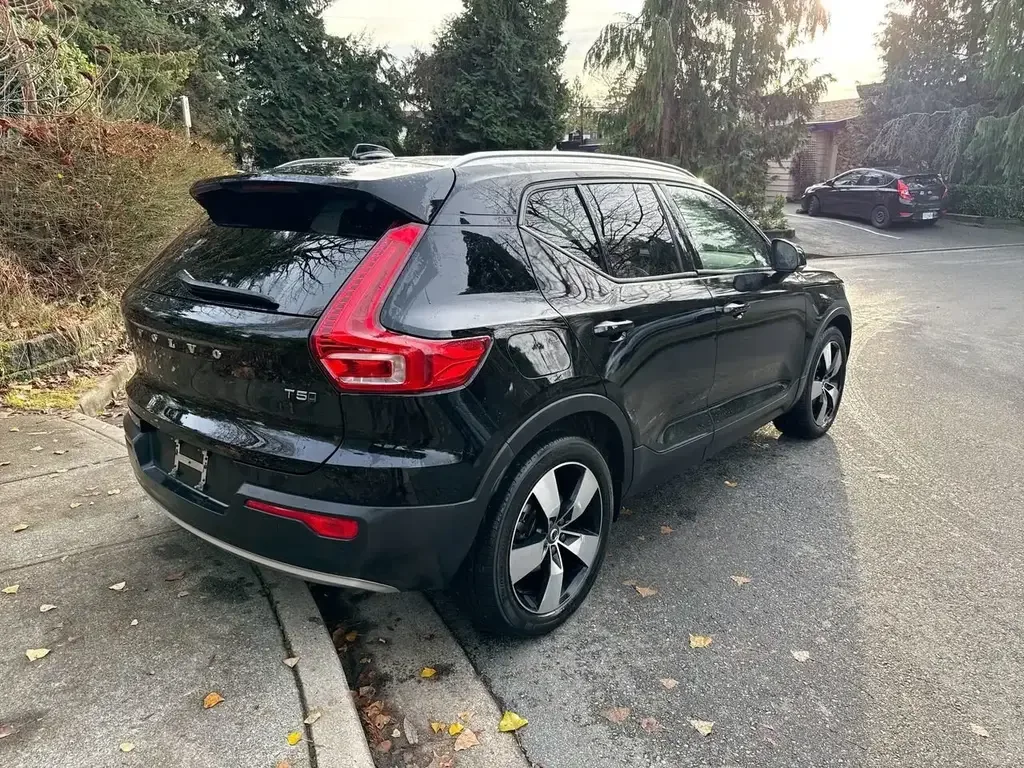 Volvo XC40 снимка Volvo XC40