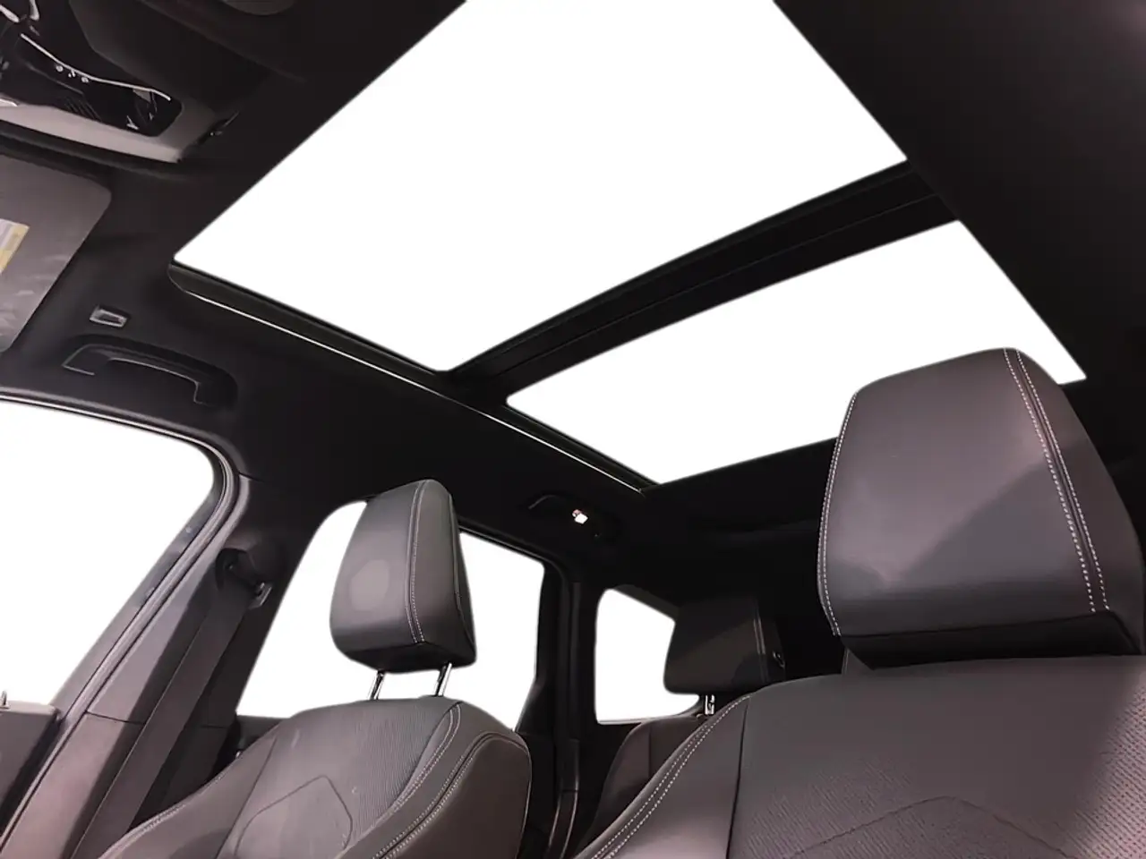 BMW X1 photo BMW X1