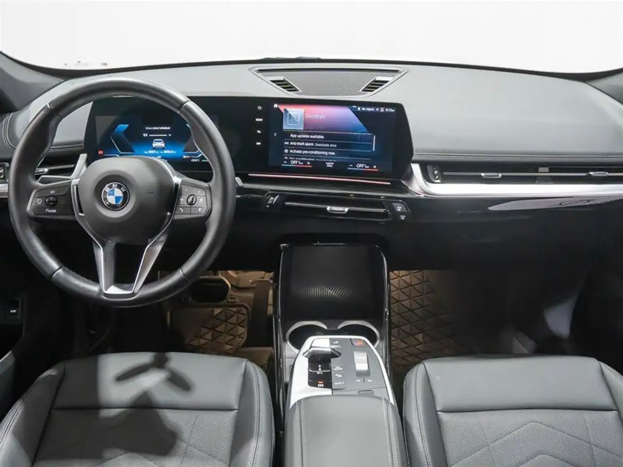 BMW X1 снимка BMW X1