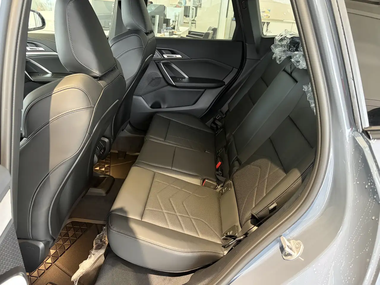 BMW X1 photo BMW X1