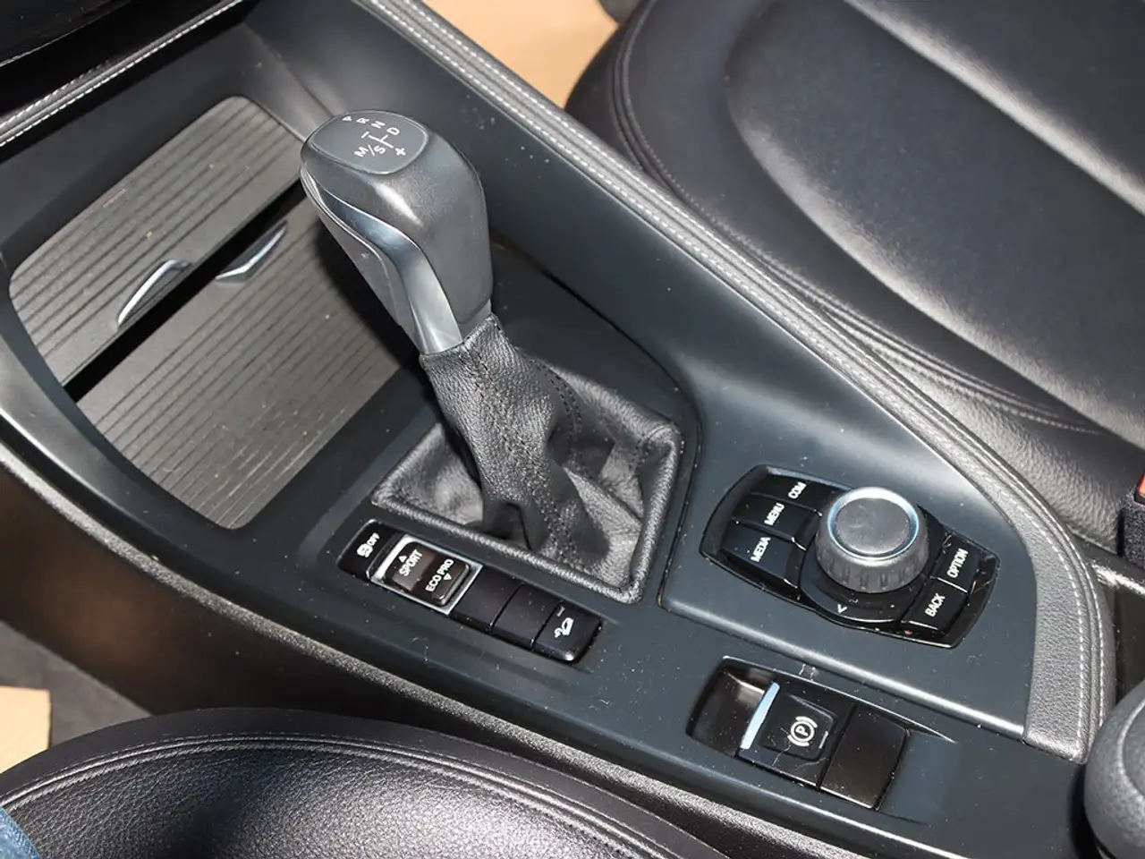 BMW X1 снимка BMW X1