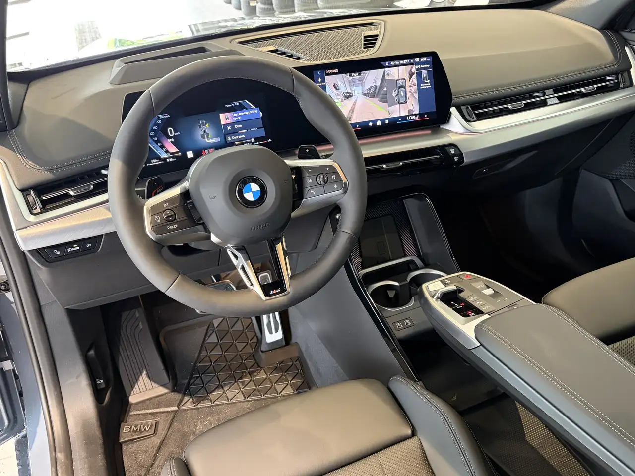 BMW X1 photo BMW X1